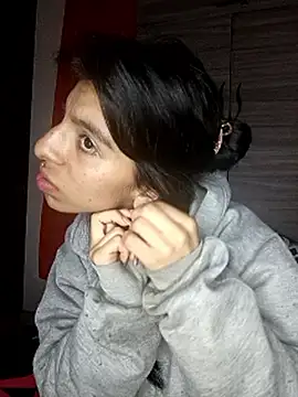 Snapshot of Ariell_Kieran chatting on 18, 9, 2025 Ariell Kieran online show from 18, 9, 2025