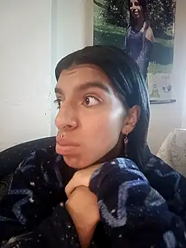 Snapshot of Ariell_Kieran chatting on 2, 10, 2025 Ariell Kieran online show from 2, 10, 2025