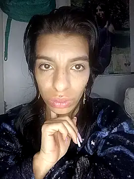 Snapshot of Ariell_Kieran chatting on 9, 10, 2025 Ariell Kieran online show from 9, 10, 2025