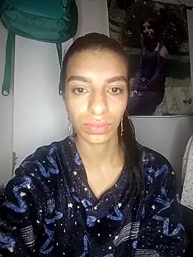 Snapshot of Ariell_Kieran chatting on 12, 10, 2025 Ariell Kieran online show from 12, 10, 2025