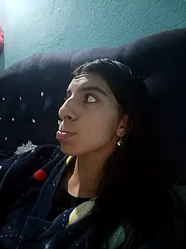 Snapshot of Ariell_Kieran chatting on 7, 11, 2025 Ariell Kieran online show from 7, 11, 2025