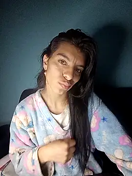 Snapshot of Ariell_Kieran chatting on 21, 11, 2025 Ariell Kieran online show from 21, 11, 2025