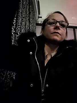 Snapshot of Fuxy-love69 chatting on 6, 1, 2026 Fuxy-love69 online show from 6, 1, 2026