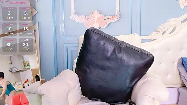 LucianaMe online show from 26, 11, 2025