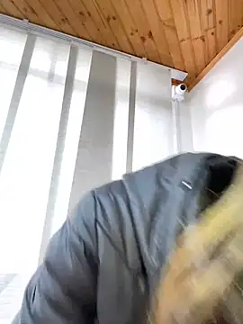 Andrea18 blonde online show from 7, 3, 2025