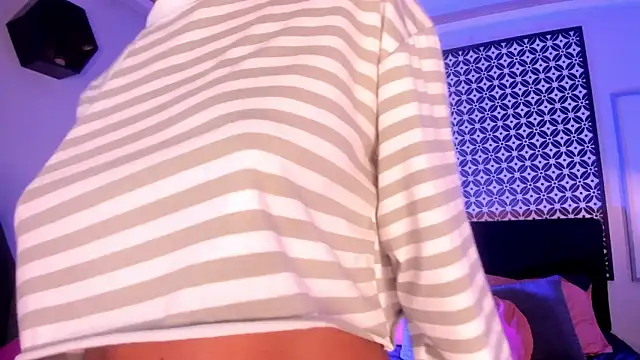 Snapshot of Gigi_Strawberry chatting on 14, 3, 2025 Gigi Strawberry online show from 14, 3, 2025