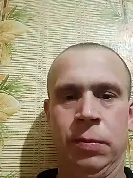 Snapshot of alex_brow_n chatting on 4, 2, 2025 alex brow n online show from 4, 2, 2025