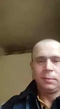 Snapshot of alex_brow_n chatting on 5, 2, 2025 alex brow n online show from 5, 2, 2025