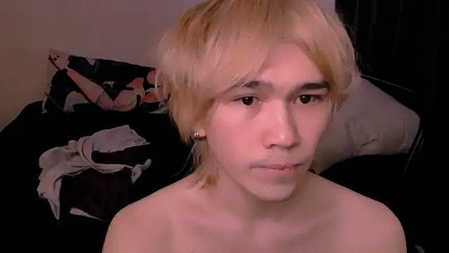 Snapshot of rennnuts chatting on 23, 2, 2026 rennnuts online show from 23, 2, 2026