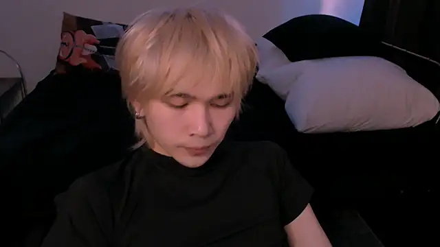 Snapshot of rennnuts chatting on 25, 2, 2026 rennnuts online show from 25, 2, 2026