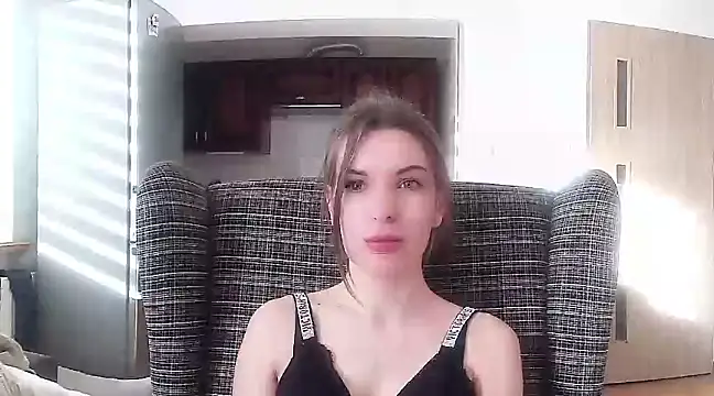 Snapshot of aurora_lust chatting on 5, 3, 2025 aurora lust online show from 5, 3, 2025