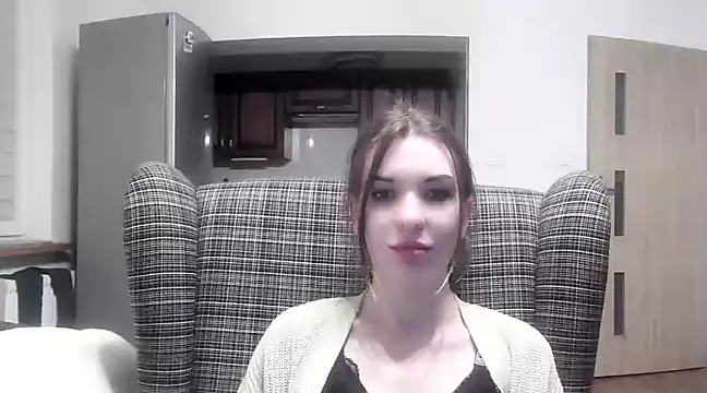 Snapshot of aurora_lust chatting on 5, 3, 2025 aurora lust online show from 5, 3, 2025