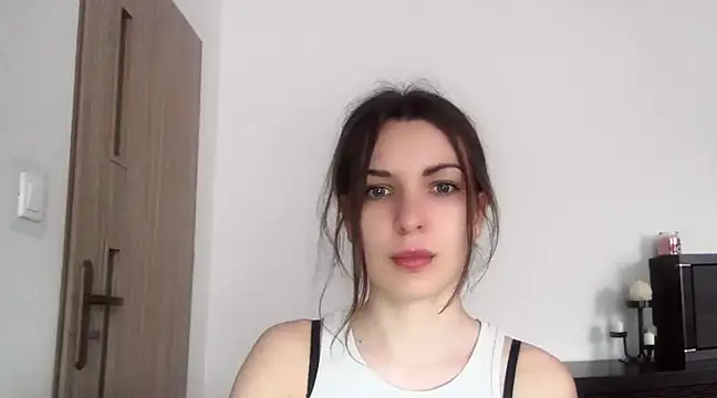 Snapshot of aurora_lust chatting on 12, 3, 2025 aurora lust online show from 12, 3, 2025