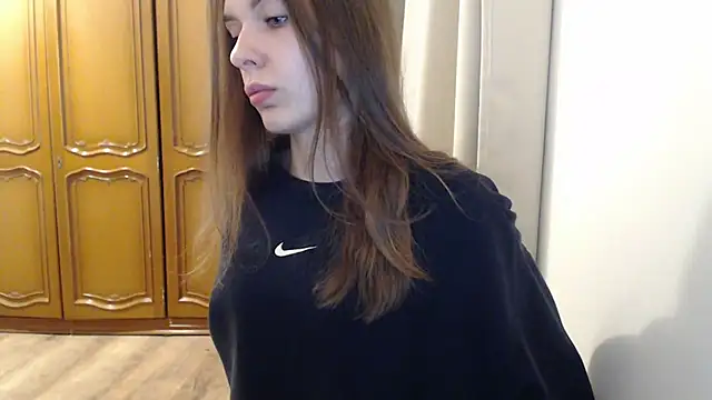 Snapshot of aurora_lust chatting on 12, 11, 2025 aurora lust online show from 12, 11, 2025