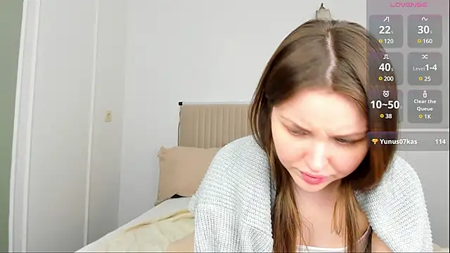 Lora Rosee online show from 18, 2, 2025