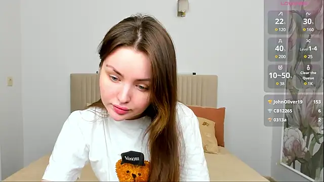 Lora Rosee online show from 5, 3, 2025