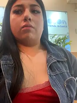 Snapshot of sweety_ashly chatting on 26, 11, 2025 sweety ashly online show from 26, 11, 2025