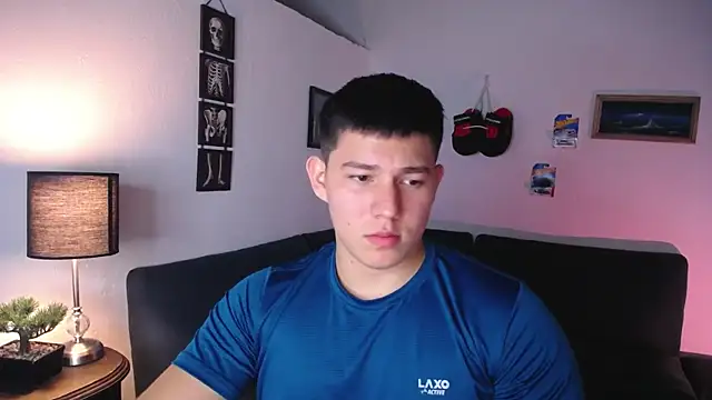 JamesCr  online show from 20, 2, 2026