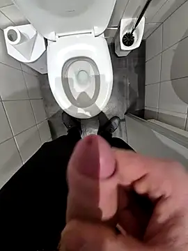 Snapshot of Oli0203@xh chatting on 5, 2, 2026 Oli0203xh online show from 5, 2, 2026