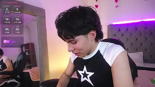 PepperTwink online show from 19, 9, 2025