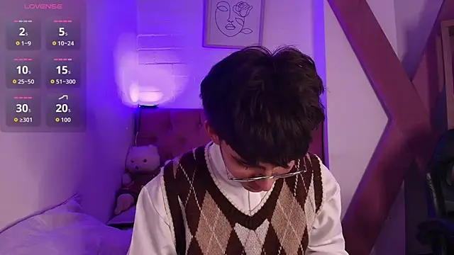 PepperTwink online show from 28, 10, 2025