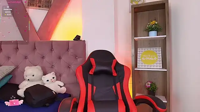 PepperTwink online show from 25, 2, 2026