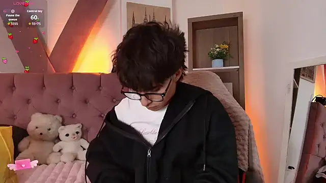 PepperTwink online show from 20, 4, 2026