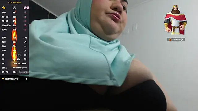 Aaliyah11 online show from 3, 3, 2025