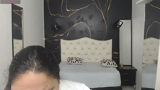 Aaliyah11 online show from 23, 9, 2025