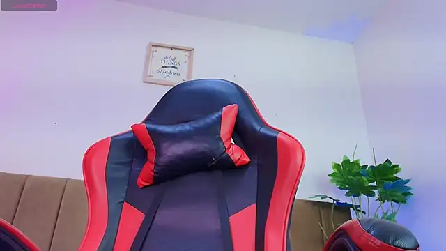 Nikkenyx online show from 7, 7, 2026