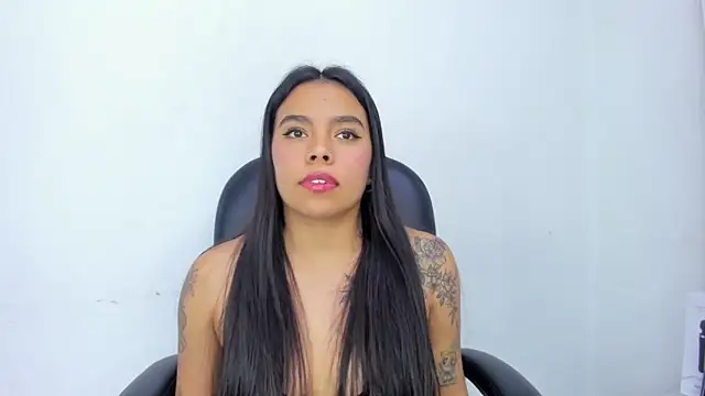 ZoeWan69 online show from 13, 3, 2025