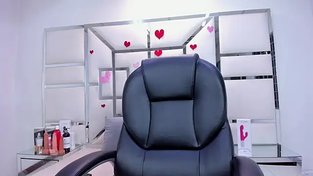 ZoeWan69 online show from 11, 2, 2026