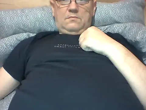 Snapshot of ruplumber chatting on 2, 3, 2025 ruplumber online show from 2, 3, 2025