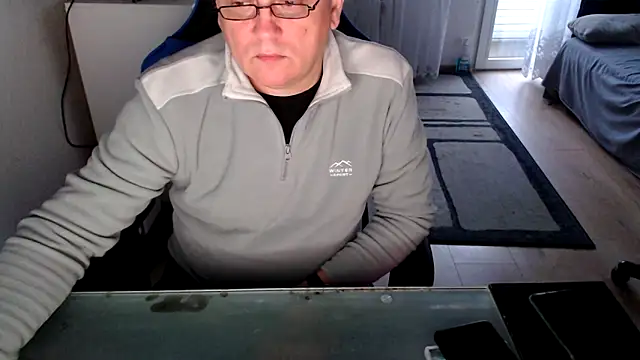 Snapshot of ruplumber chatting on 6, 10, 2025 ruplumber online show from 6, 10, 2025