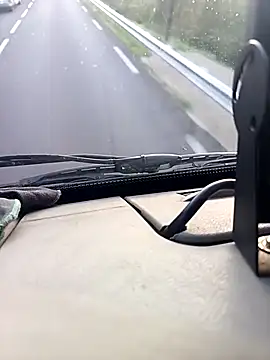 Snapshot of Dam70 chatting on 19, 9, 2025 Dam70 online show from 19, 9, 2025