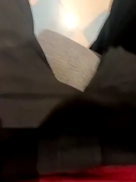 Snapshot of Dam70 chatting on 22, 11, 2025 Dam70 online show from 22, 11, 2025