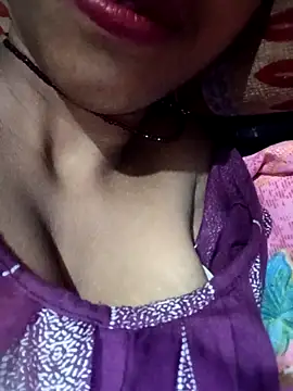 Snapshot of Miss_triha chatting on 15, 9, 2025 Miss triha online show from 15, 9, 2025