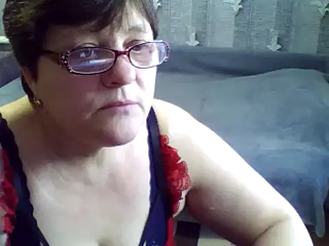 Snapshot of ElzaJewel chatting on 9, 2, 2025 ElzaJewel online show from 9, 2, 2025
