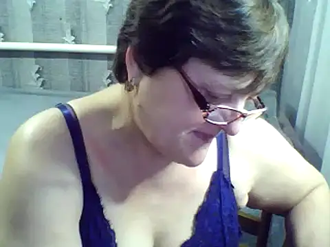 Snapshot of ElzaJewel chatting on 20, 2, 2025 ElzaJewel online show from 20, 2, 2025
