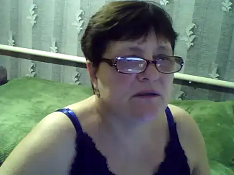 Snapshot of ElzaJewel chatting on 9, 3, 2025 ElzaJewel online show from 9, 3, 2025