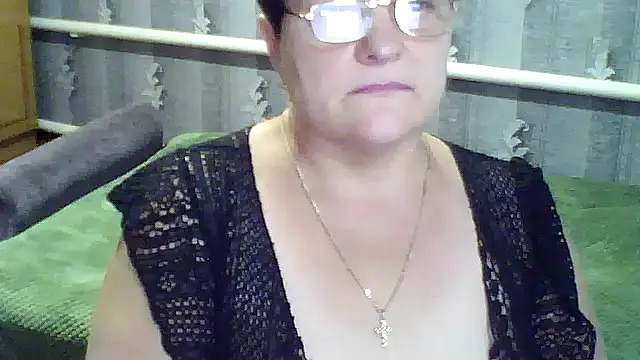 Snapshot of ElzaJewel chatting on 14, 9, 2025 ElzaJewel online show from 14, 9, 2025