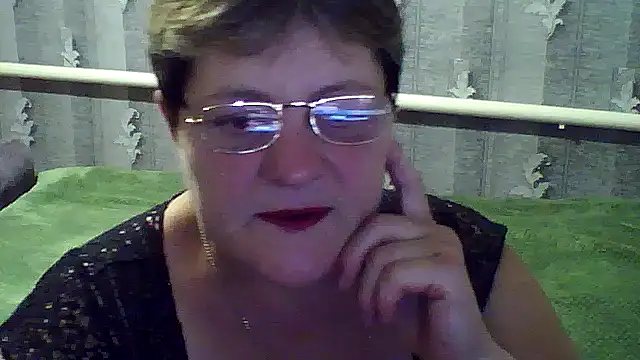 Snapshot of ElzaJewel chatting on 17, 9, 2025 ElzaJewel online show from 17, 9, 2025
