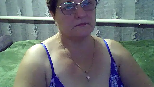Snapshot of ElzaJewel chatting on 14, 10, 2025 ElzaJewel online show from 14, 10, 2025