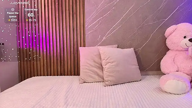 ariana jhonson1 online show from 9, 1, 2026