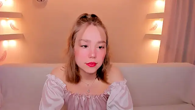 YourMegan online show from 4, 12, 2025