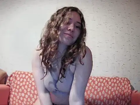 Snapshot of girliemilk chatting on 21, 3, 2025 girliemilk online show from 21, 3, 2025