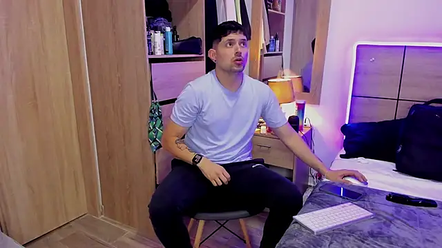 Snapshot of ILoveNYStyle chatting on 16, 3, 2025 ILoveNYStyle online show from 16, 3, 2025