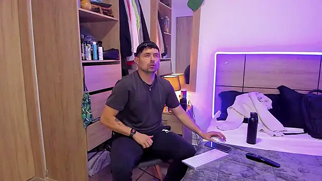 Snapshot of ILoveNYStyle chatting on 18, 3, 2025 ILoveNYStyle online show from 18, 3, 2025