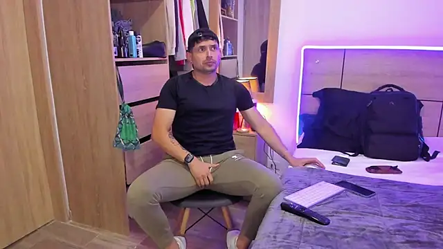 Snapshot of ILoveNYStyle chatting on 19, 3, 2025 ILoveNYStyle online show from 19, 3, 2025