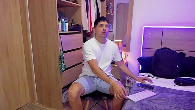 Snapshot of ILoveNYStyle chatting on 22, 3, 2025 ILoveNYStyle online show from 22, 3, 2025